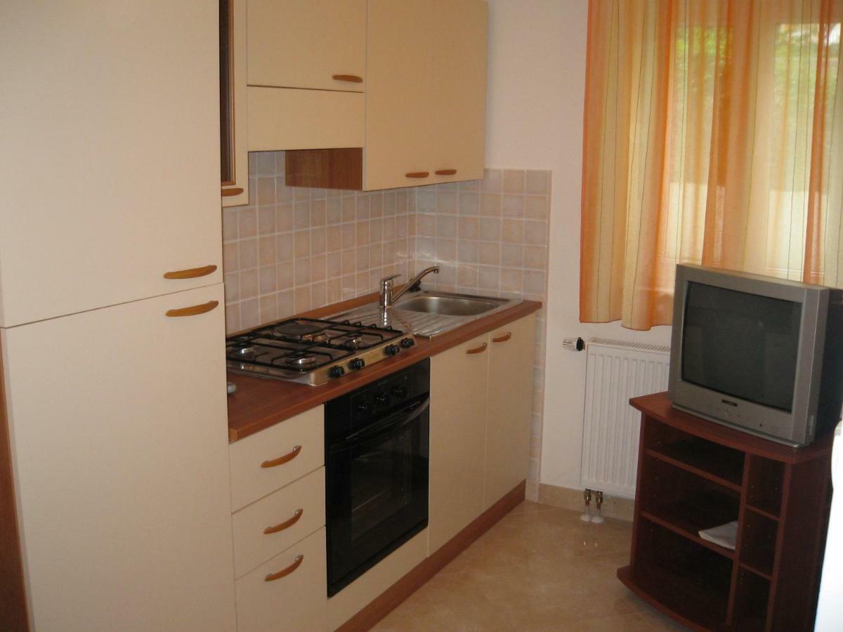 Apartmani Apollo Spalato Esterno foto